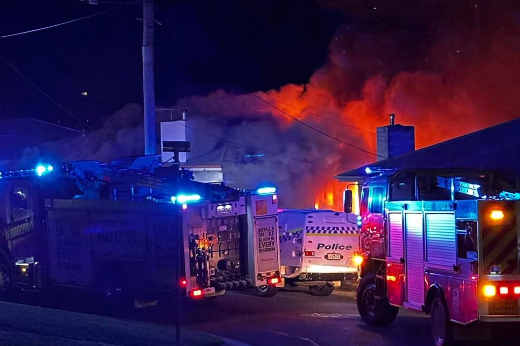 Smoke alarm saves family after late night house fire in Mowbray - Pulse ...