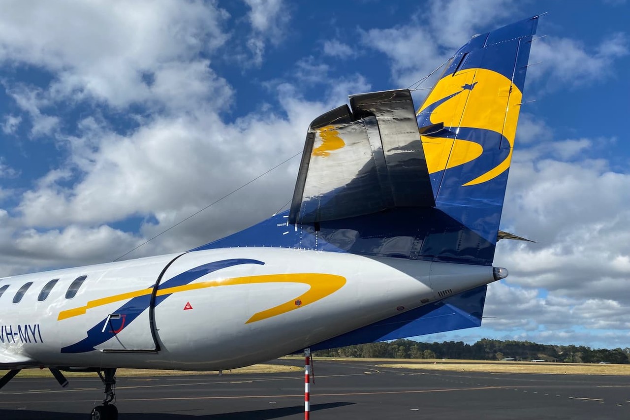 Melbourne-King Island air route in doubt as Sharp halts ticket sales beyond April