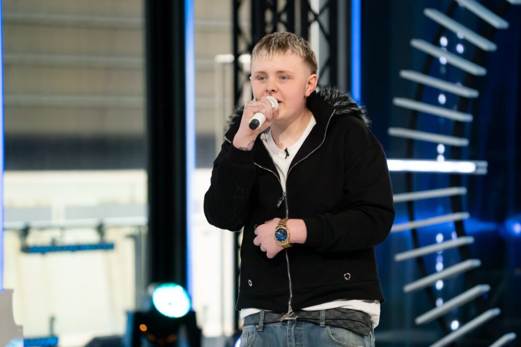 Pmg Rapper Exeter rapper Jakob Gibson plans Tassie tour after Idol fame - Pulse ...